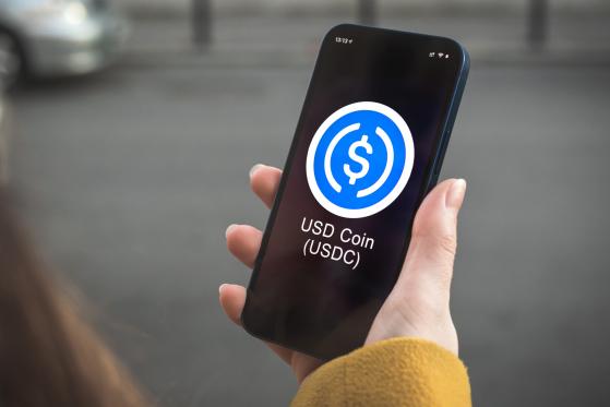 USDC firmy Circle dominuje w transakcjach na monetach stabilnych, wyprzedza Tether (USDT)