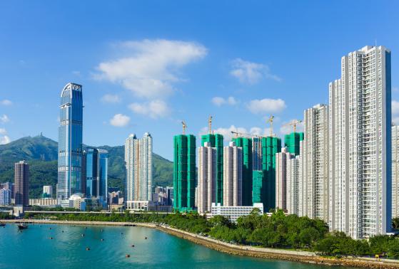Indeks Hang Seng wycofuje się, gdy akcje nieruchomości w Hongkongu spadają