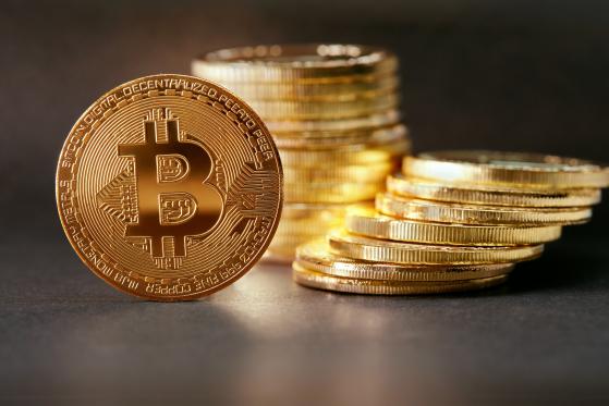 Czy warto kupić Bitcoin przed halvingiem?