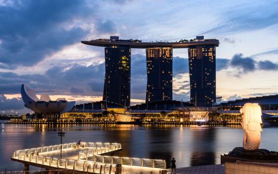 USD/SGD tworzy rosnący trójkąt, gdy gospodarka Singapuru zwalnia