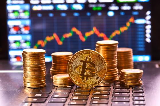 Bitcoin osiąga 57,000 USD po raz pierwszy od 2 lat; notowanie Pullix (PLX) zaplanowane na 29 lutego