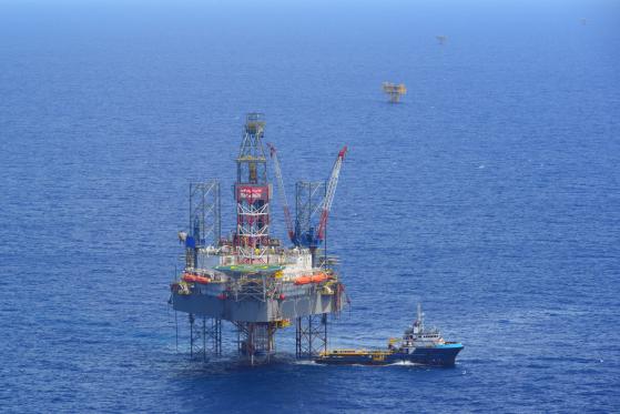 Arabia Saudyjska i Rosja przedłużają cięcia dostaw ropy do sierpnia