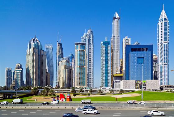 OKX zdobywa warunkową licencję na świadczenie usług wirtualnych aktywów w Dubaju