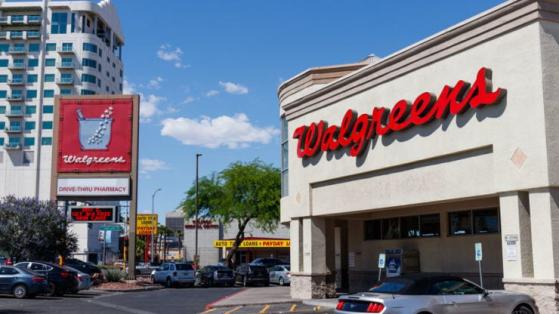 Prognoza cen akcji Walgreens: czy jest zbyt tania, czy też stanowi pułapkę wartości?