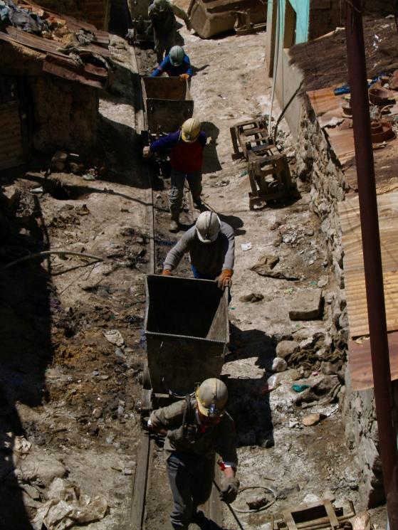 Meksyk: nowe przepisy sieją panikę wśród firm wydobywających srebro