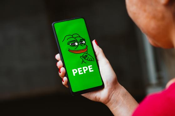 Super Trump i Pepe odrabiają poprzednie straty, gdy monety memów odbijają się