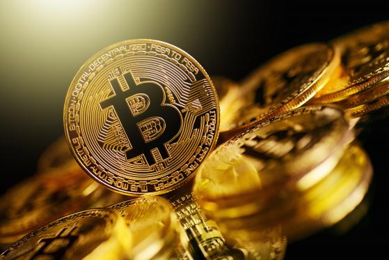 Prognoza AltSignals (ASI), gdy Bitcoin utrzymuje się powyżej 30,000 USD